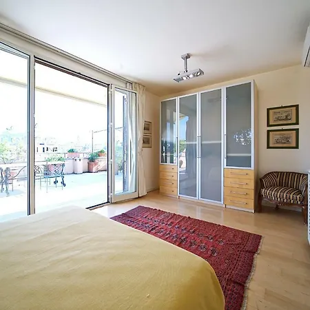Ginnasi Palace Penthouse Apartamento *