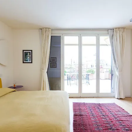 Ginnasi Palace Penthouse * Roma